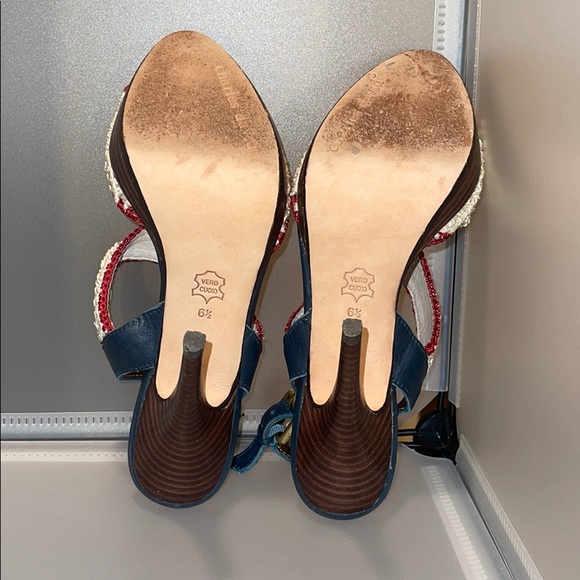 Charles David Crochet Heels - Picture 6 of 12